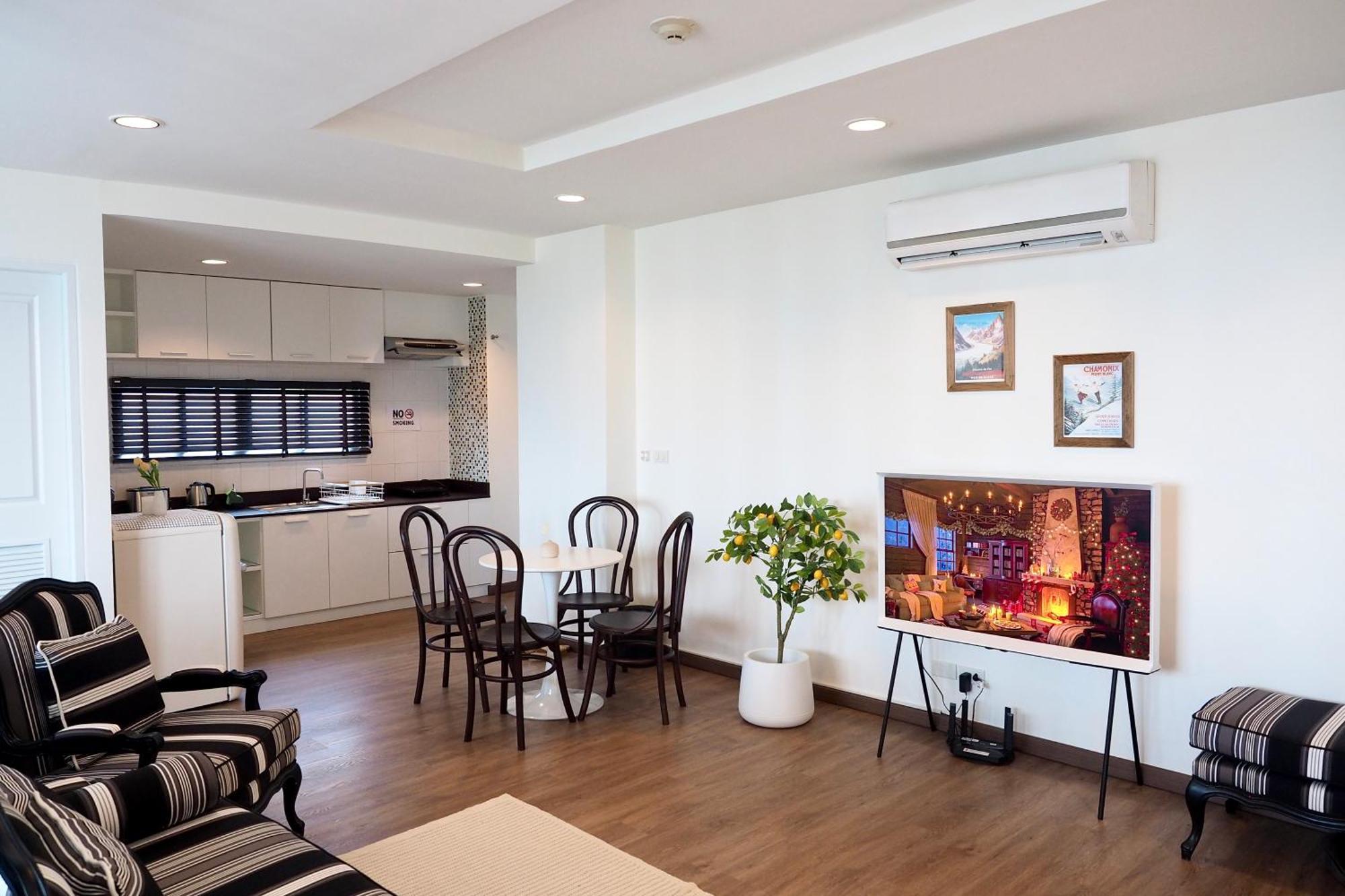 The Beach Bangsaen By Thanthita Next To Wonnapa Beach Free Disney Plus Ngoại thất bức ảnh