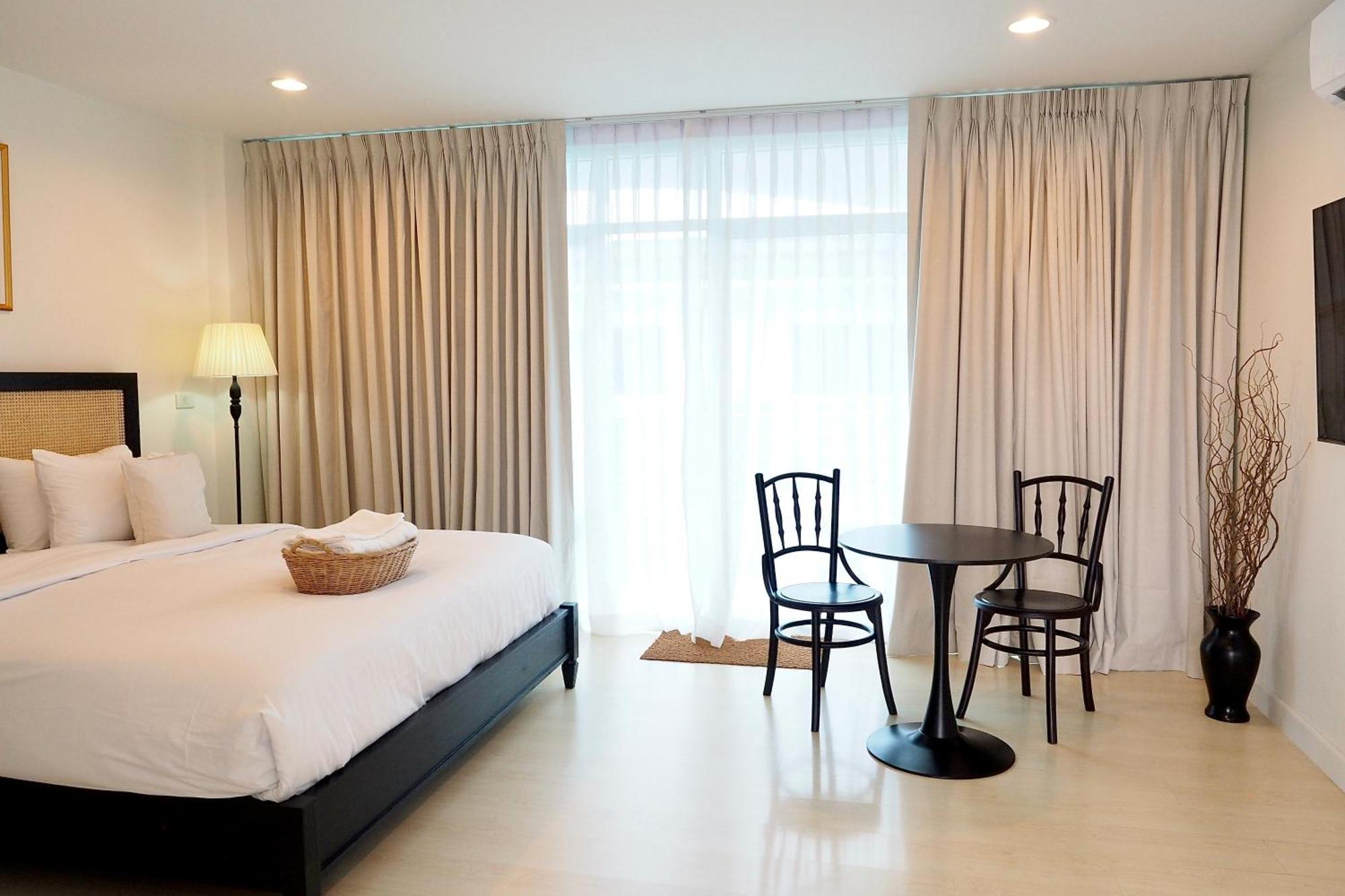 The Beach Bangsaen By Thanthita Next To Wonnapa Beach Free Disney Plus Ngoại thất bức ảnh