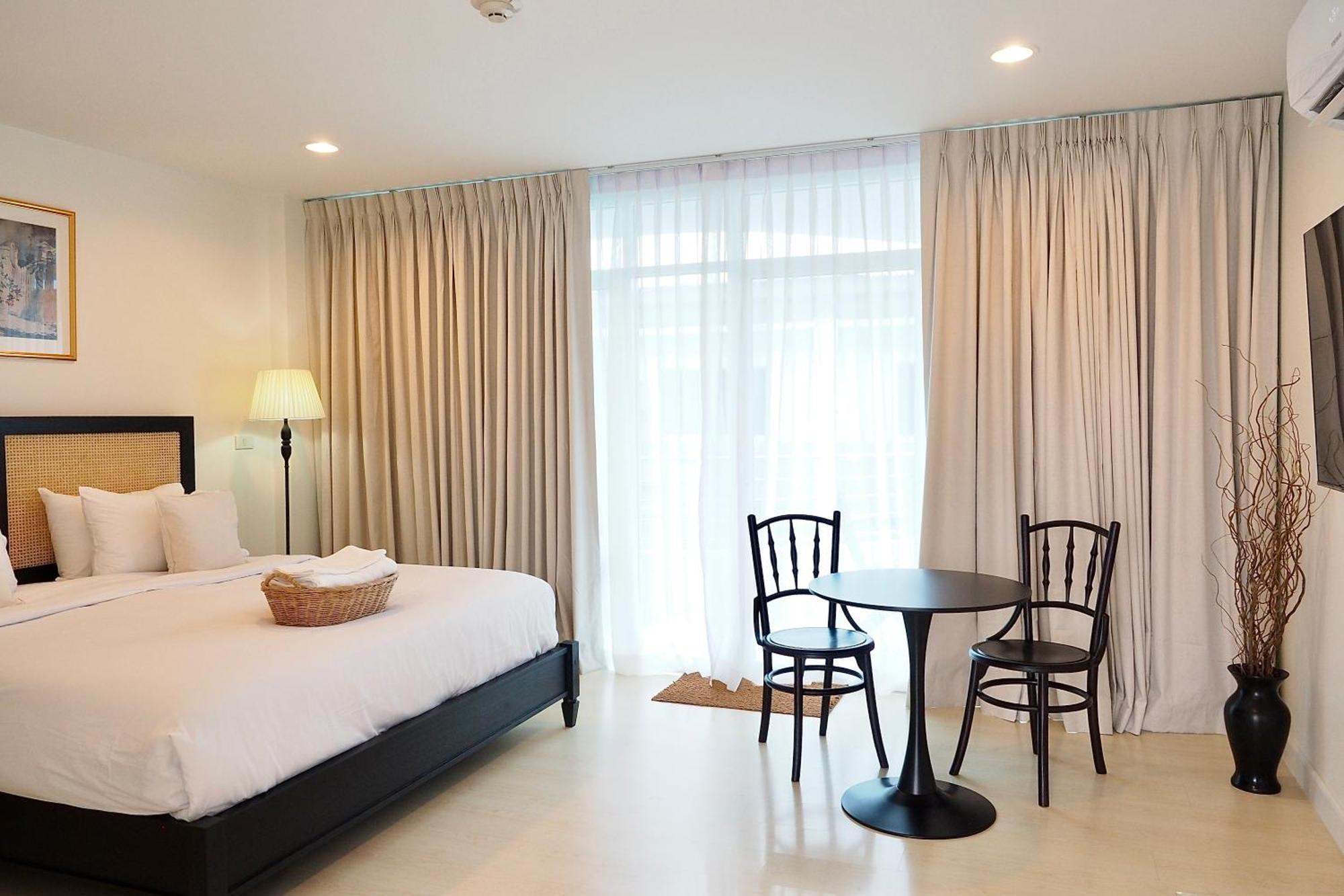 The Beach Bangsaen By Thanthita Next To Wonnapa Beach Free Disney Plus Ngoại thất bức ảnh