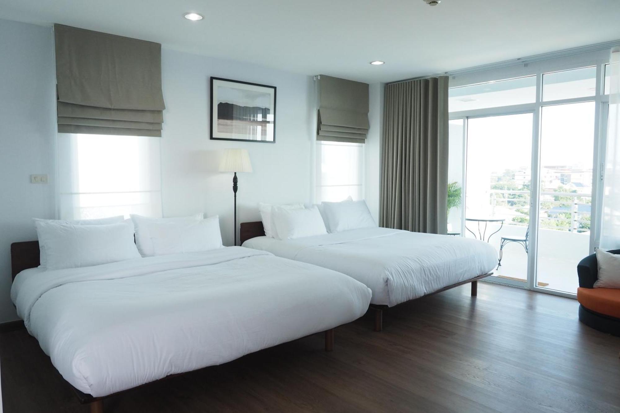 The Beach Bangsaen By Thanthita Next To Wonnapa Beach Free Disney Plus Ngoại thất bức ảnh